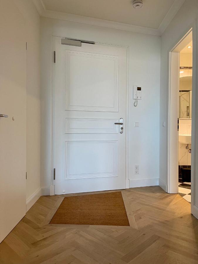 Cls Zentrale City-Wohnung In Hamburg Mit E-Laden Und Tiefgarage, Grosser Balkon, Blick Ueber Hamburg, Parkplatz, Cafe Im Haus, Bushaltestelle Direkt Gegenueber, Flex Check In Exteriör bild